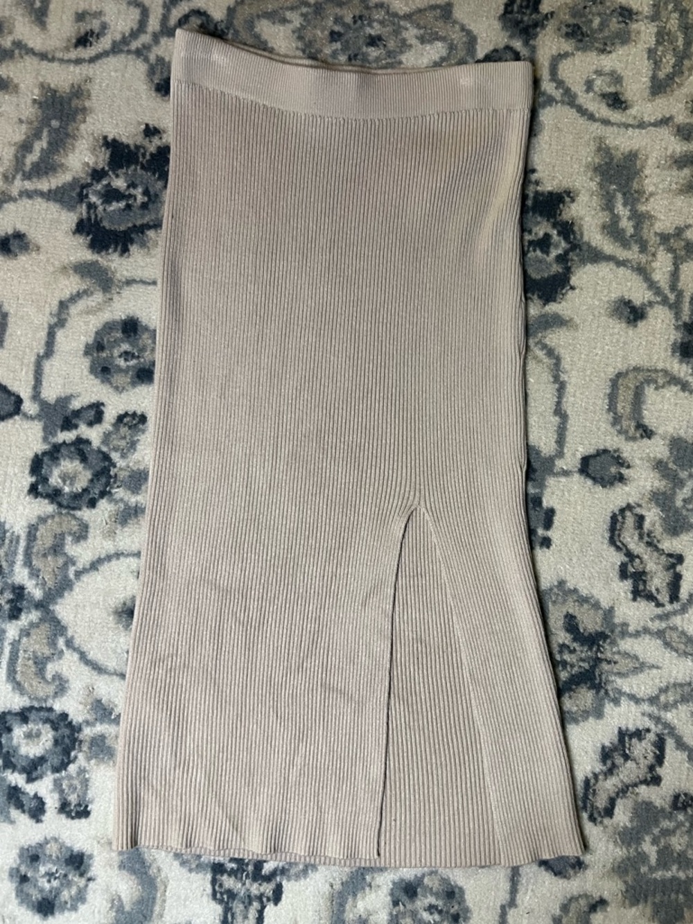 Abercrombie & Fitch RibbedSkirt in Light Taupe
